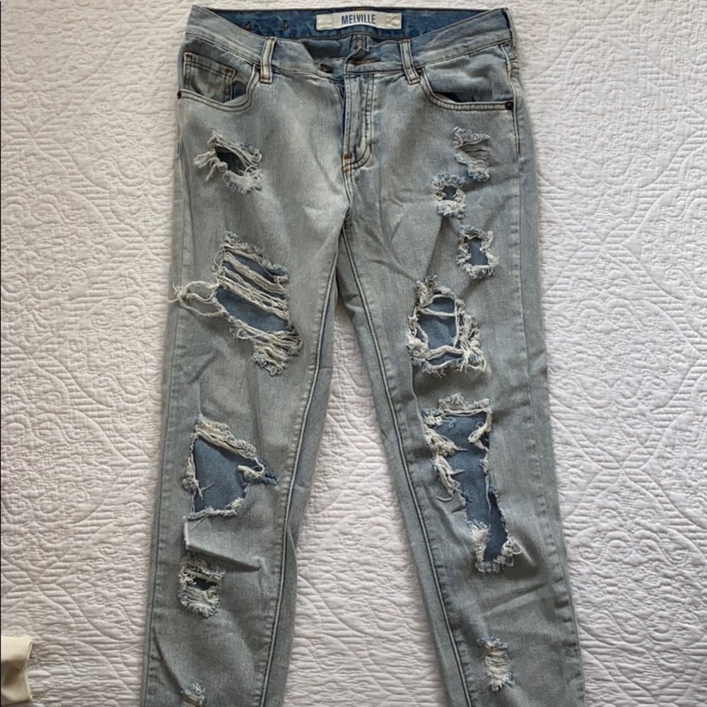 Brandy Melville ripped jeans low rise